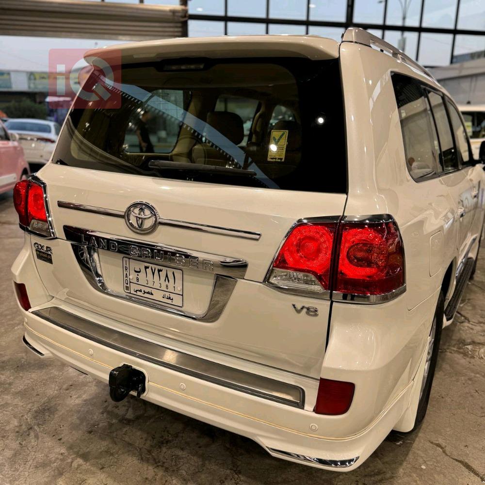 تويوتا لاندكروزر